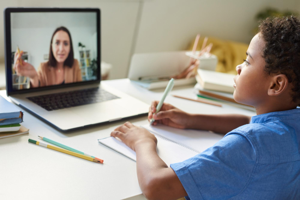 Brainline student watching online class